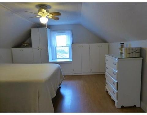 16 Grove St, Gloucester, MA 01930 photo 13