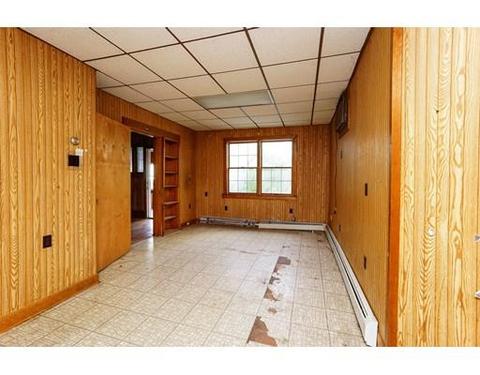 10 Young St, Worcester, MA 01603 photo 6