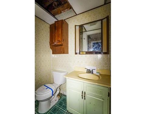 10 Young St, Worcester, MA 01603 photo 25
