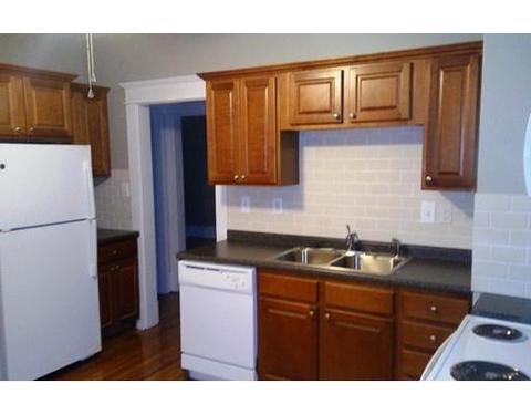 178 Denver St, Springfield, MA 01109 photo 5