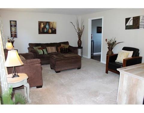 13 Fox Meadow Dr, Worcester, MA 01602 photo 3