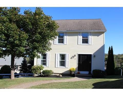 13 Fox Meadow Dr, Worcester, MA 01602 photo 1