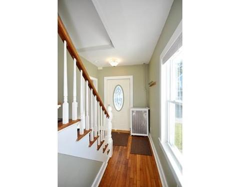 46 Thompson St, Maynard, MA 01754 photo 9