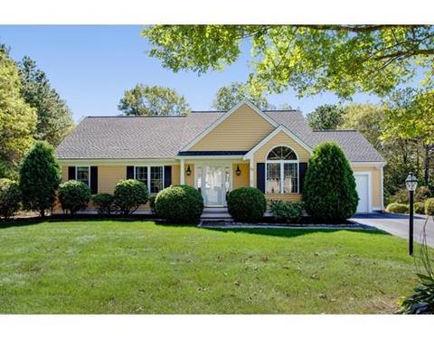 113 Snead Dr, Mashpee, MA 02649 photo 2