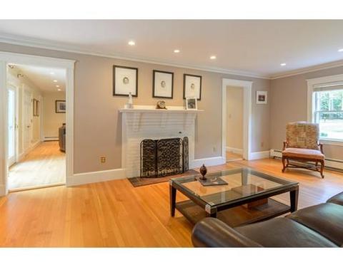 35 Colburn Rd, Wellesley, MA 02481 photo 5