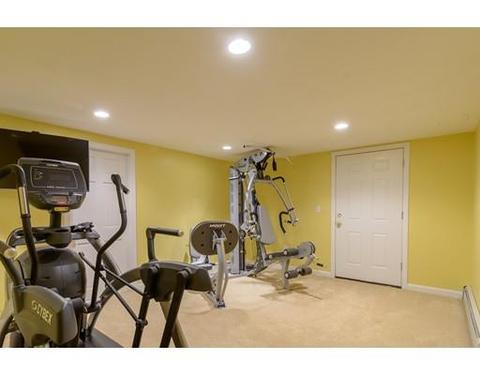 35 Colburn Rd, Wellesley, MA 02481 photo 10