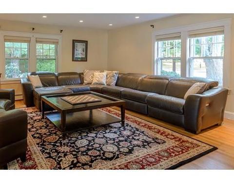 35 Colburn Rd, Wellesley, MA 02481 photo 3