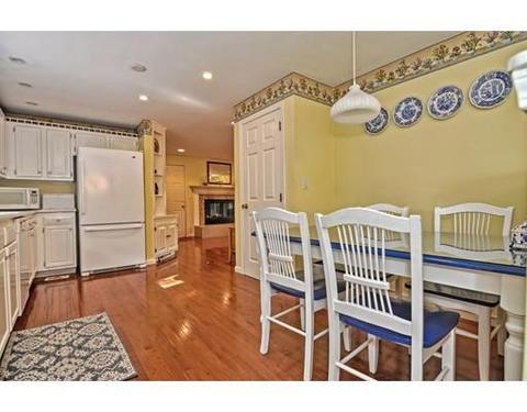 8 Willow St, Sharon, MA 02067 photo 4