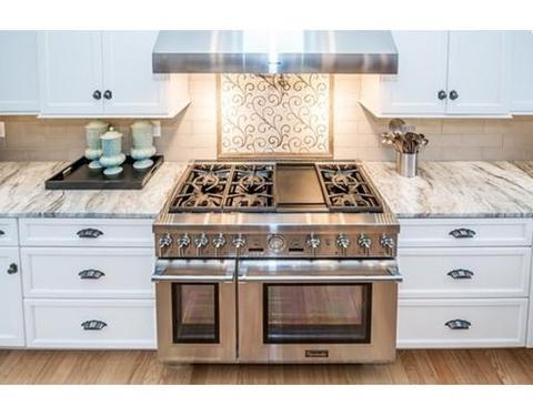 71 Hartshorn St, Reading, MA 01867 photo 9