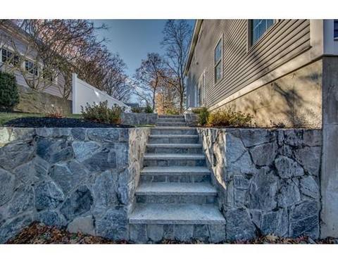 71 Hartshorn St, Reading, MA 01867 photo 3