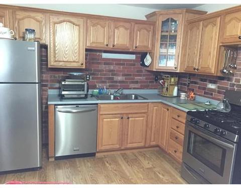 140 Empire St, Chicopee, MA 01013 photo 2