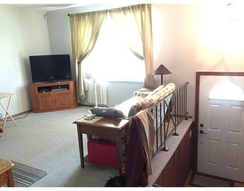 140 Empire St, Chicopee, MA 01013 photo 4