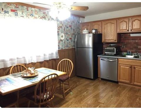 140 Empire St, Chicopee, MA 01013 photo 3