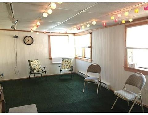 140 Empire St, Chicopee, MA 01013 photo 9