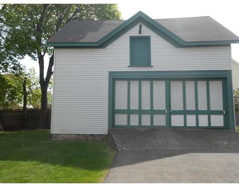 533 Hanover St, Fall River, MA 02720 photo 3