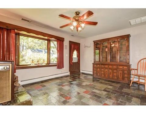 35 Boston Rd, Sutton, MA 01590 photo 3