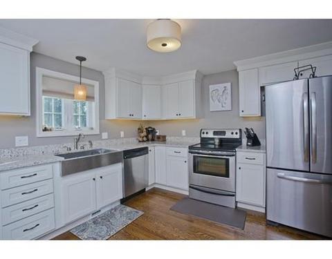 67 Wayside St, Springfield, MA 01118 photo 10