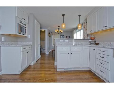 67 Wayside St, Springfield, MA 01118 photo 11