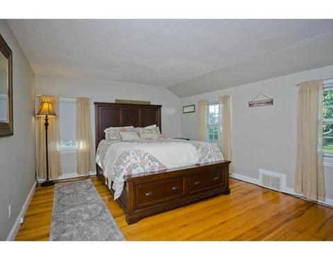 67 Wayside St, Springfield, MA 01118 photo 19