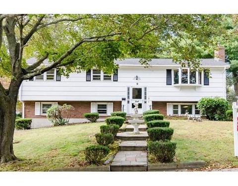 9 Jay St, Braintree, MA 02184 photo 2