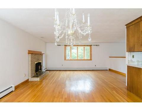 9 Jay St, Braintree, MA 02184 photo 5