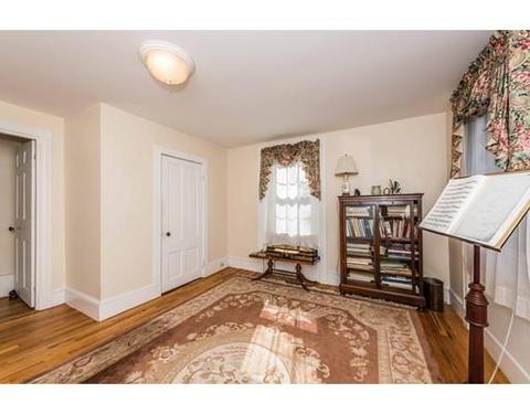 2 Elm St, Wareham, MA 02571 photo 4