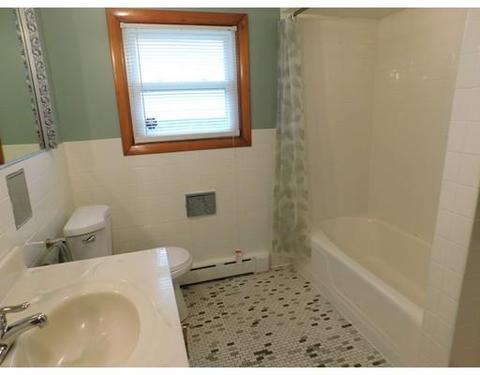 1727 Locust St, Fall River, MA 02723 photo 10