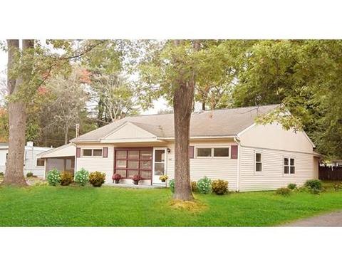 102 Vincent St, Springfield, MA 01129 photo 1
