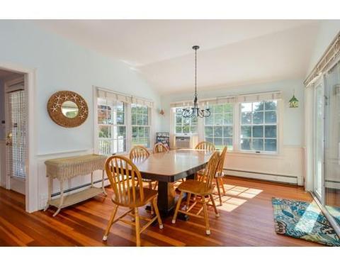 361 Ocean St, Hyannis, MA 02601 photo 4