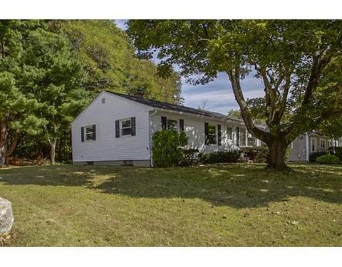 82 Patton Rd, Woonsocket, RI 02895 photo 4