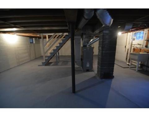17 Hartley St, Springfield, MA 01104 photo 10
