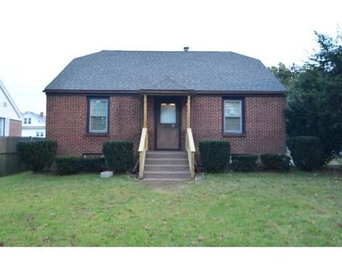 17 Hartley St, Springfield, MA 01104 photo 1