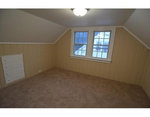 17 Hartley St, Springfield, MA 01104 photo 9