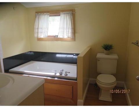 1309 Millbury St, Worcester, MA 01607 photo 11