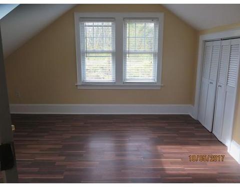 1309 Millbury St, Worcester, MA 01607 photo 10