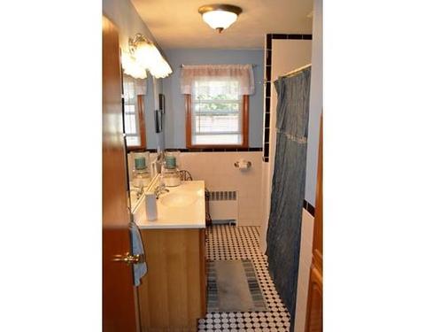 354 Chicago St, Fall River, MA 02721 photo 22