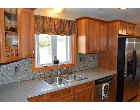 354 Chicago St, Fall River, MA 02721 photo 12