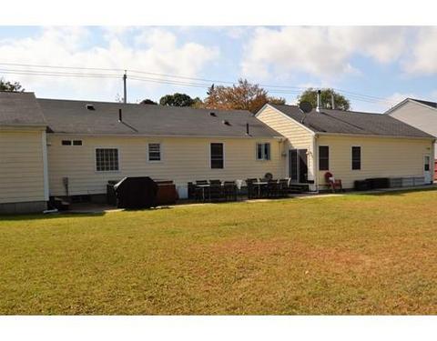 354 Chicago St, Fall River, MA 02721 photo 5