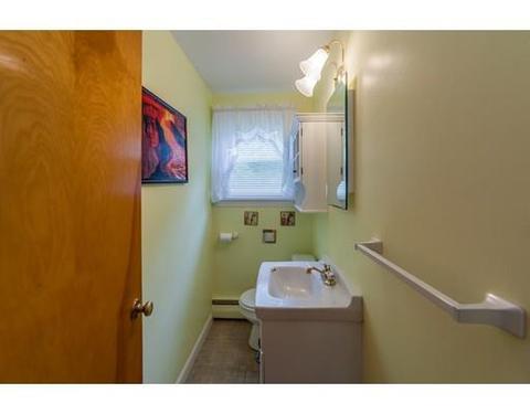 4 Hampton Rd, Enfield, CT 06082 photo 18