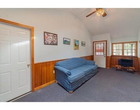 4 Hampton Rd, Enfield, CT 06082 photo 17