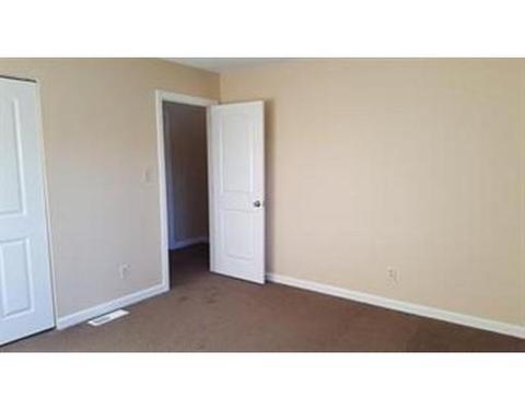 49 Cambridge St, Springfield, MA 01109 photo 11