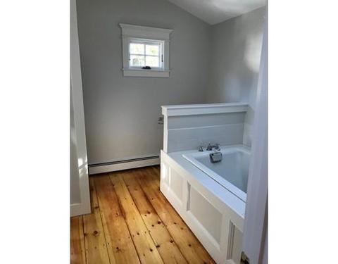 40 Downing St, Hingham, MA 02043 photo 7