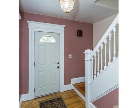 52 Blaine St, Springfield, MA 01108 photo 4