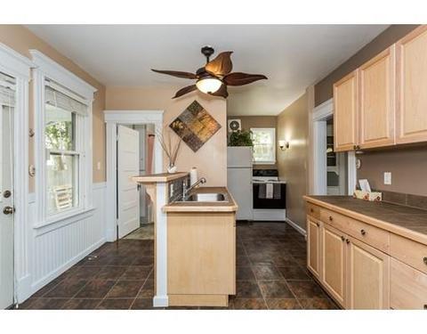 52 Blaine St, Springfield, MA 01108 photo 12