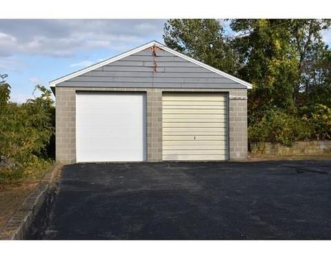 41 Thompson Rd, Webster, MA 01570 photo 2