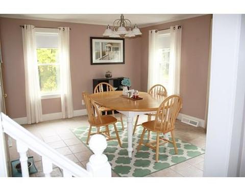 96 North St, Georgetown, MA 01833 photo 9