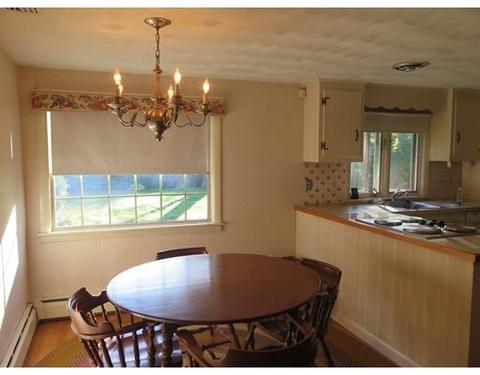 13 Princess Rd, Springfield, MA 01129 photo 4
