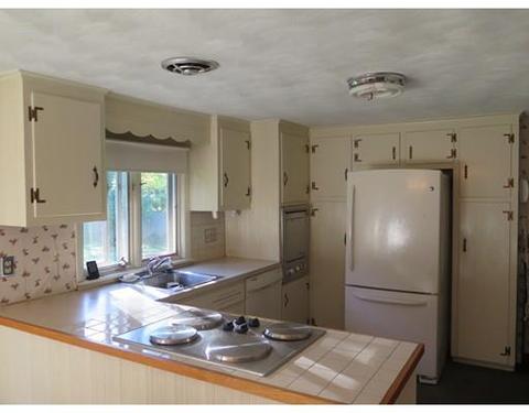 13 Princess Rd, Springfield, MA 01129 photo 7