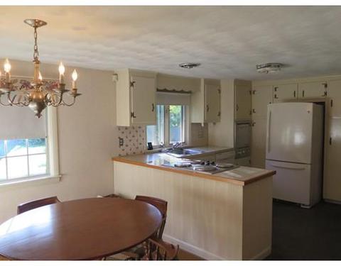 13 Princess Rd, Springfield, MA 01129 photo 6
