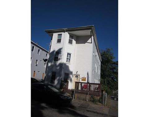 9 Mott St, Worcester, MA 01604 photo 2